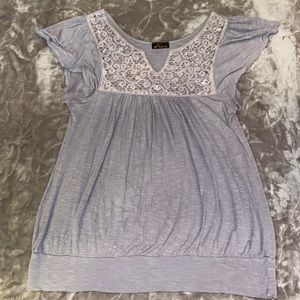 🇲🇽Grey and silver sequined cap sleeve blouse